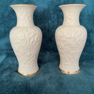 Set of 2 Lenox Floral Vases, hand painted 24kt Gold Trim